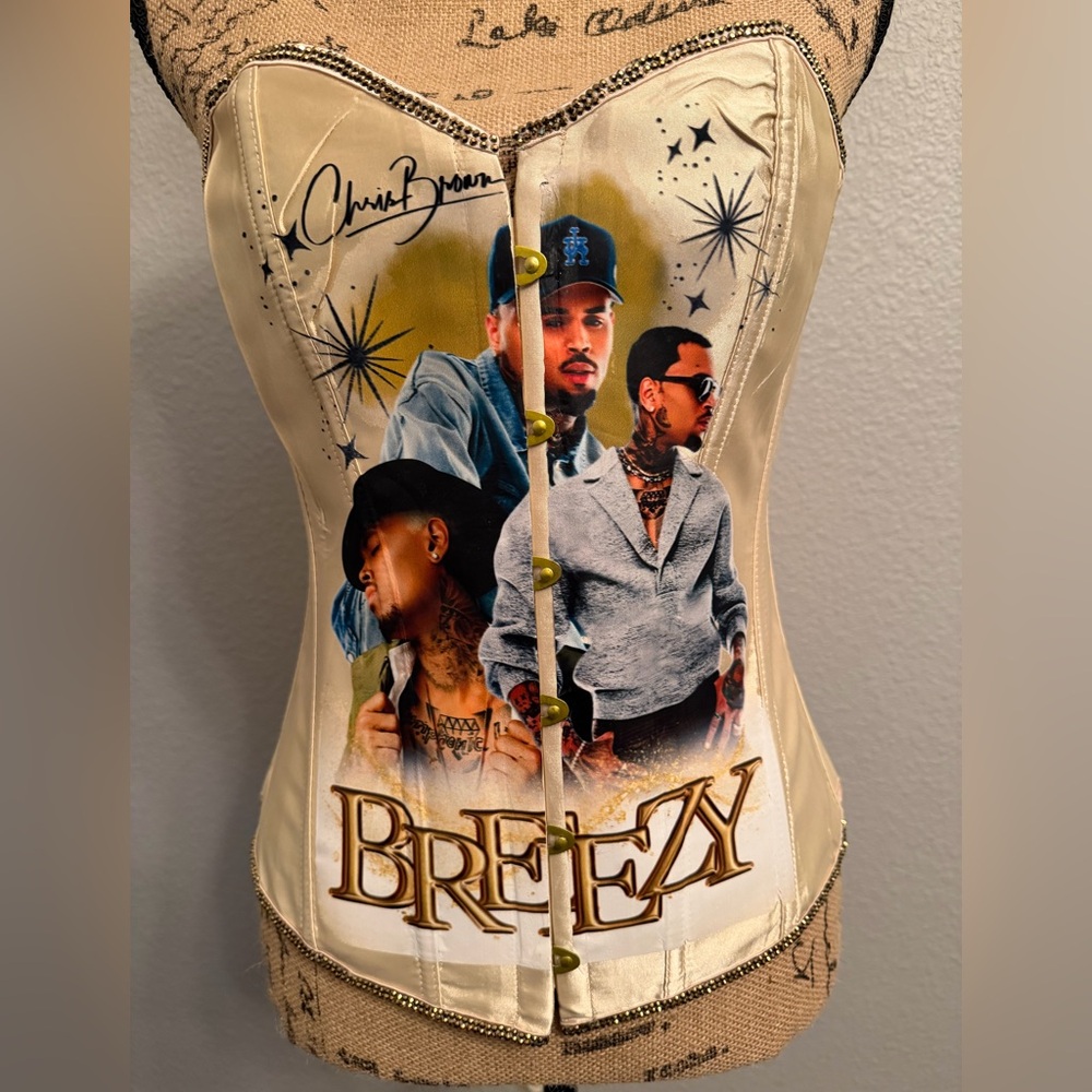 Graphic Corset Top with Celebrity Print Chris Brown Breezy Bowl XX